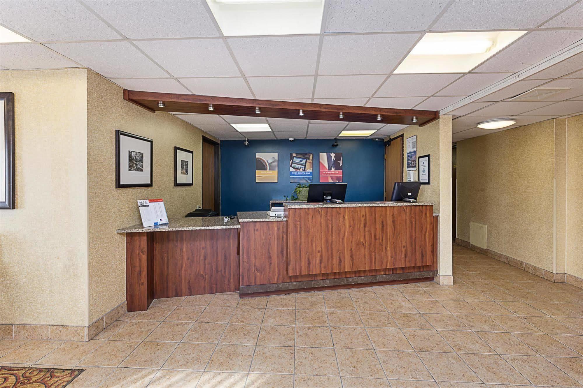Motel 6-Moline, Il Εξωτερικό φωτογραφία